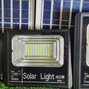 ĐÈN PHA 40W NĂNG LƯỢNG MẶT TRỜI CÓ MÀN HÌNH HIỂN THỊ BÁO PIN
